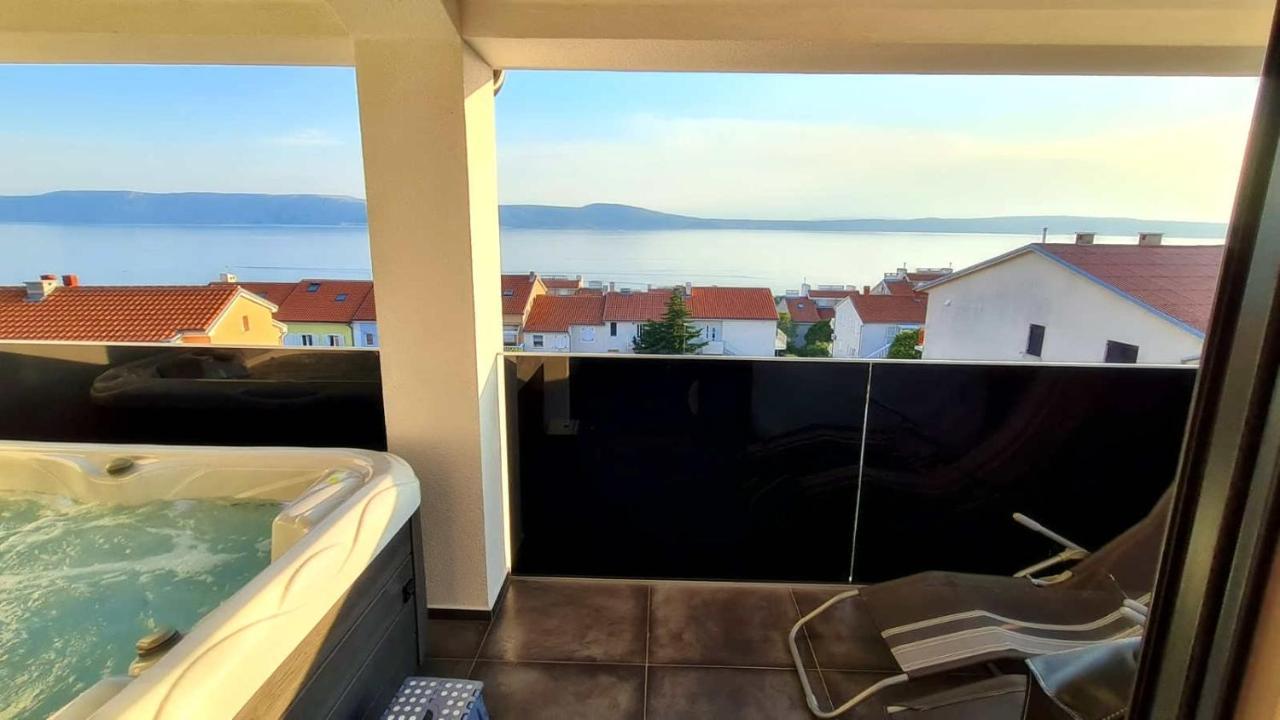 Villa Buba **** Novi Vinodolski Exteriör bild