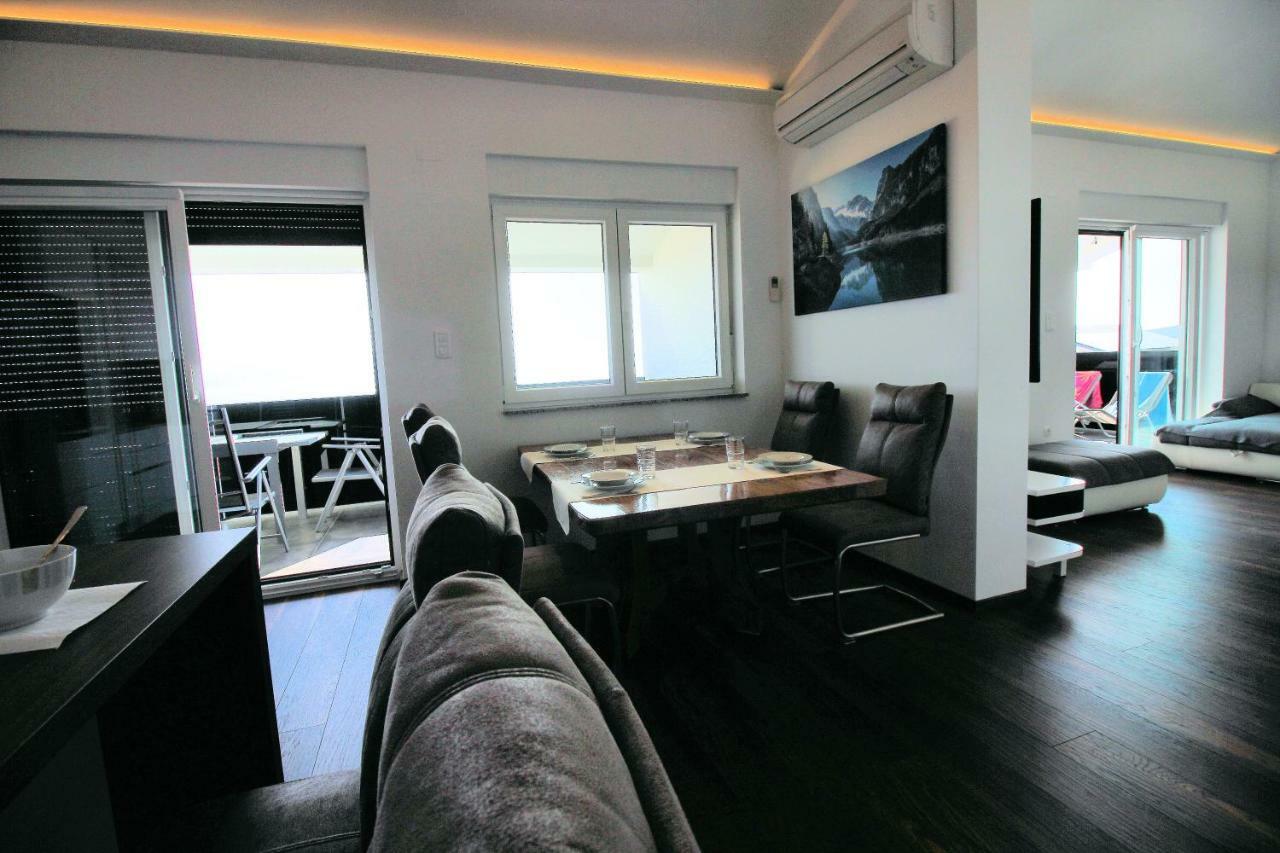 Villa Buba **** Novi Vinodolski Exteriör bild