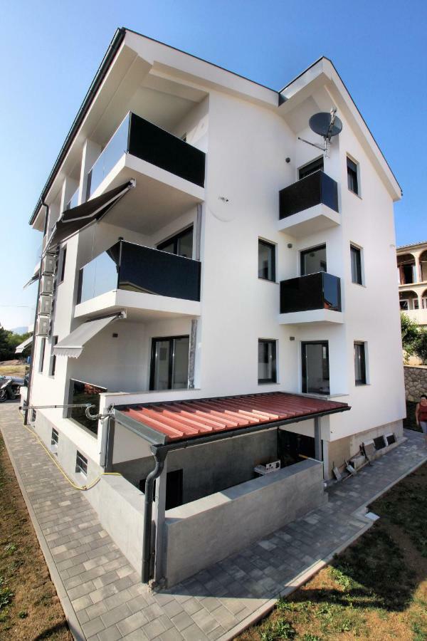 Villa Buba **** Novi Vinodolski Exteriör bild